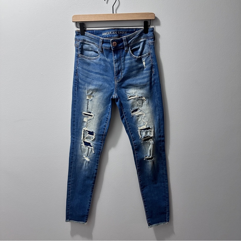 American Eagle Super Stretch Distressed Skinny High Rise Jeans